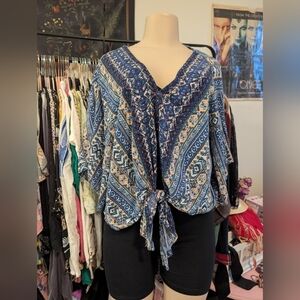 Boho Blue Print‎ Tie Front Top Blouse, V Neck, 3/4 Sleeves, Bohemian Style